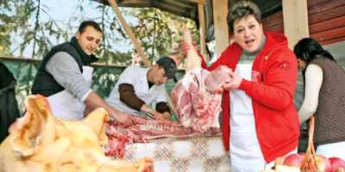 Bucătari şi măcelari s-au întrecut în măiestrie