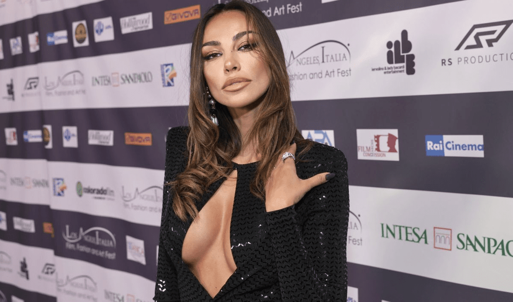 Mădălina Ghenea, hărțuită și jefuită. „Am stat închisă în casă, am avut atacuri de panică”