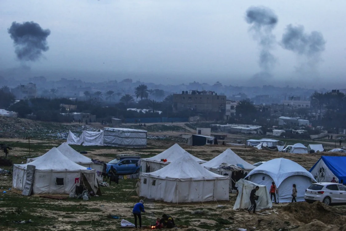 Civili palestinieni refugiați în sudul Fâșiei Gaza FOTO EPA-EFE