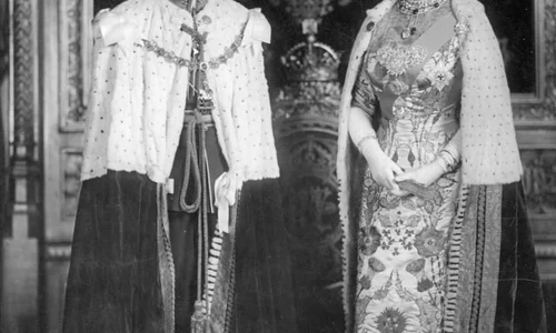 Regele George și Regina Maria: Salvatorii monarhiei –   Începuturile Casei de Windsor jpeg