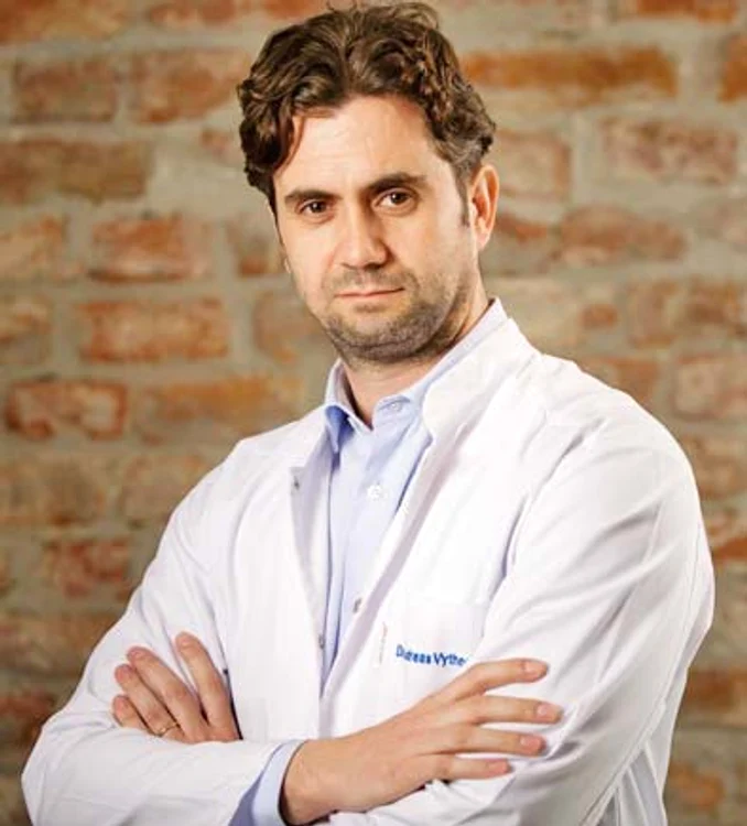 Dr. Andreas Vythoulkas, medic specialist obstetrică-ginecologie