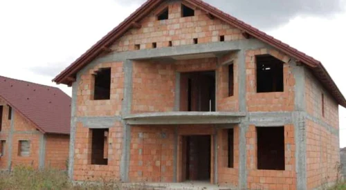 casa la rosu