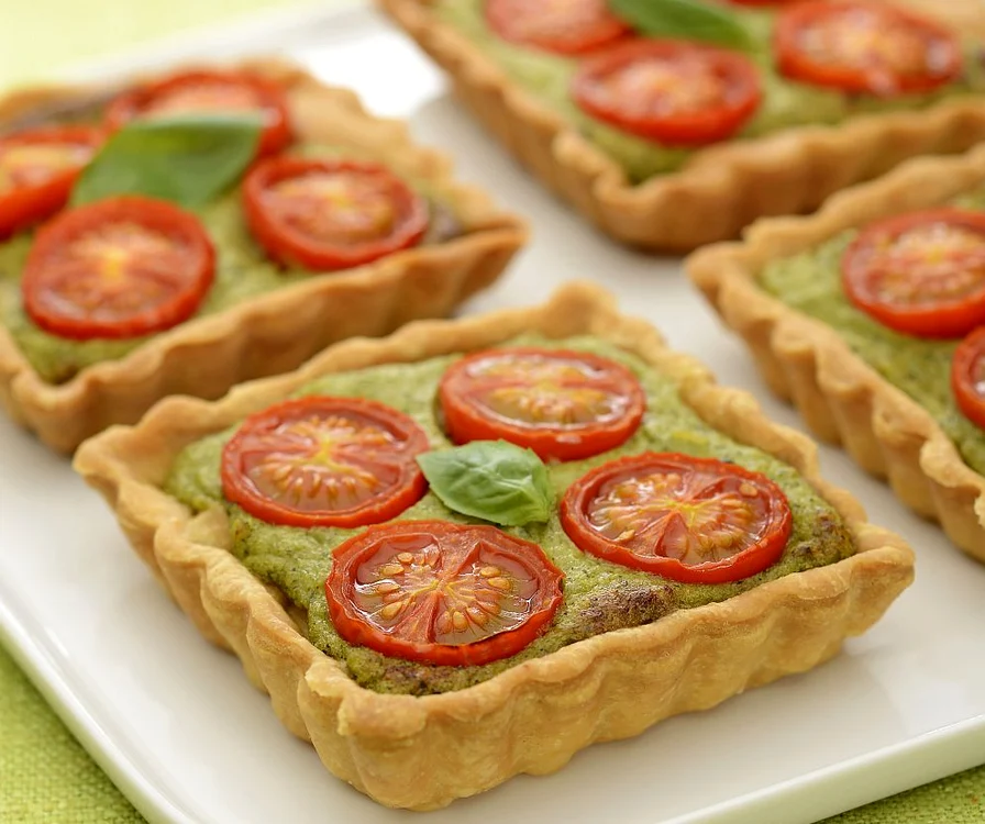 tarte cu rosii si piure de mazare jpeg