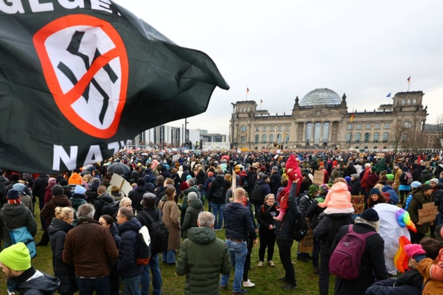 Începe noua etapă în bătălia între susținătorii și adversarii partidelor europene anti-sistem, de extremă dreapta și extremist-naționaliste