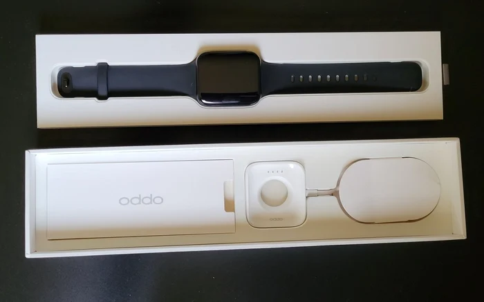 Oppo watch cutie incarcator FOTO Adrian Pogîngeanu