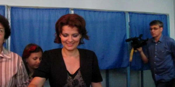 Lia Olguţa Vasilescu 