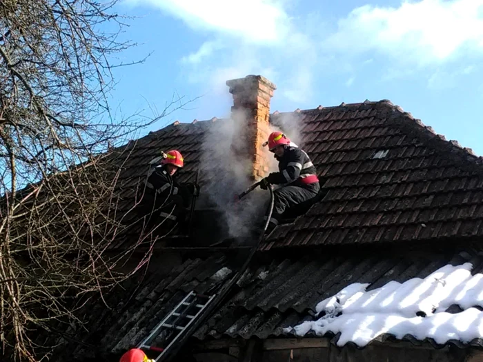 Incendiul a pornit de la coşul care prezenta deficienţe