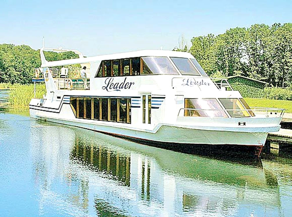 Iahtul “Leader” este  ancorat pe Lacul Snagov