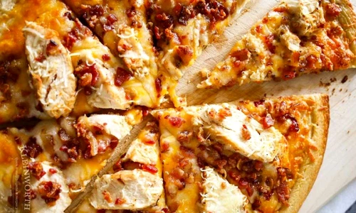 pizza cu pui si sos cremos de usturoi jpeg