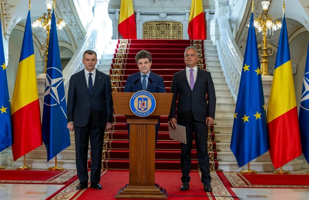 Mizele din spatele desemnării lui Adrian Veștea. Cum vrea Nicușor Dan să blocheze anticipatele și să izoleze AUR