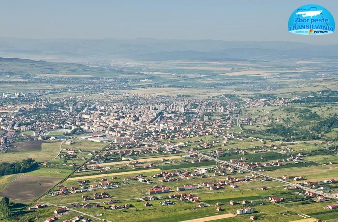 Imagine aeriană cu Alba Iulia. Foto: zborpestetransilvania.ro