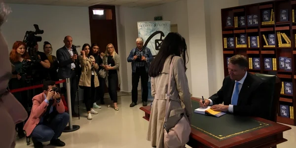 Iohannis ataca PSD