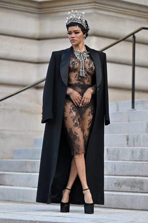 Teyana Taylor a purtat o rochie transparentă (Foto: Profimedia)