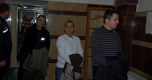 vamesi la tribunal 