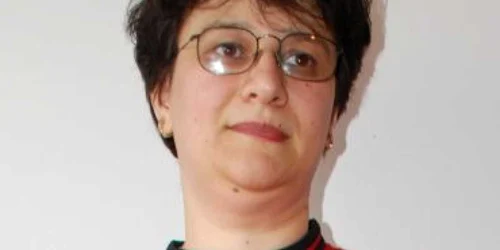 Doina Popescu - manager de firmă, scriitor, aviator, profesor de matematică, jurnalist şi blogger