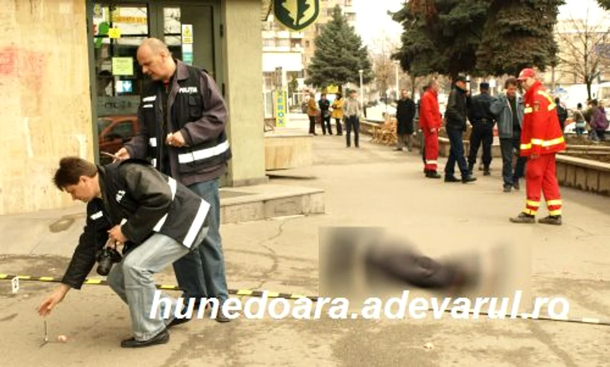 Zona a fost încercuită de jandarmi până la finalizarea primelor cercetări. D. G.