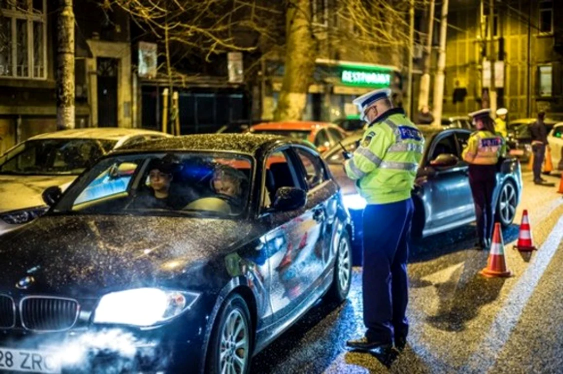 Ce amendă plătesc șoferii care au un far defect la mașină?