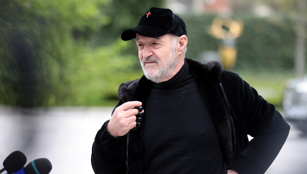 Gigi Becali răspunde la ultimele afirmaţii ale lui George Simion care îl vizează: „Bă, puterea nu se câștigă pe Tiktok, că e a dracilor!”