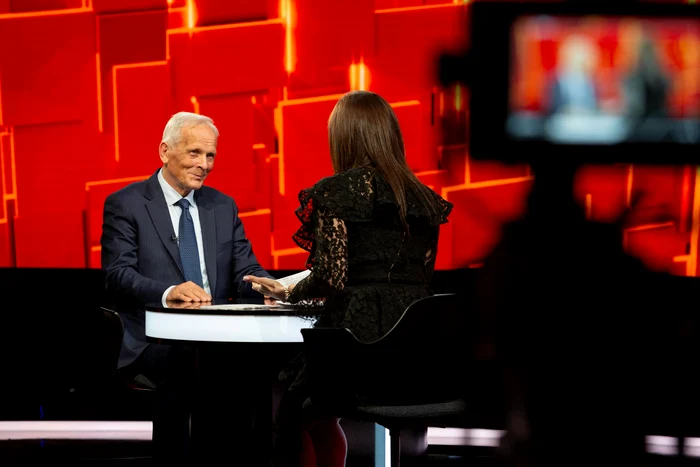 Theodor Stolojan este următorul invitat al Denisei Rifai Sursă foto: Kanal D