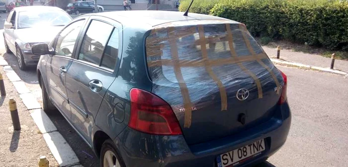 Peste 20.000 de dolari furaţi din maşina unui valutist sucevean. FOTO Dănuţ Zuzeac