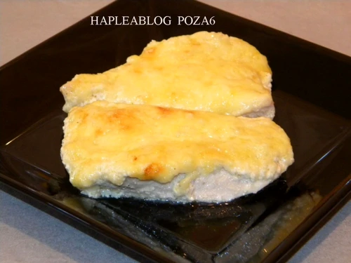 pui cu sos de usturoi si cascaval 6 1024x768 jpeg