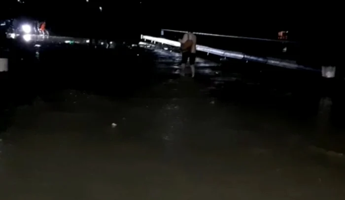 Circulaţia pe DN 67 a fost blocată
