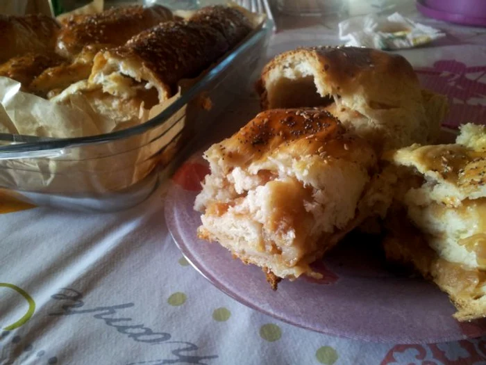 
    Plăcintă cu mere de toamnă  