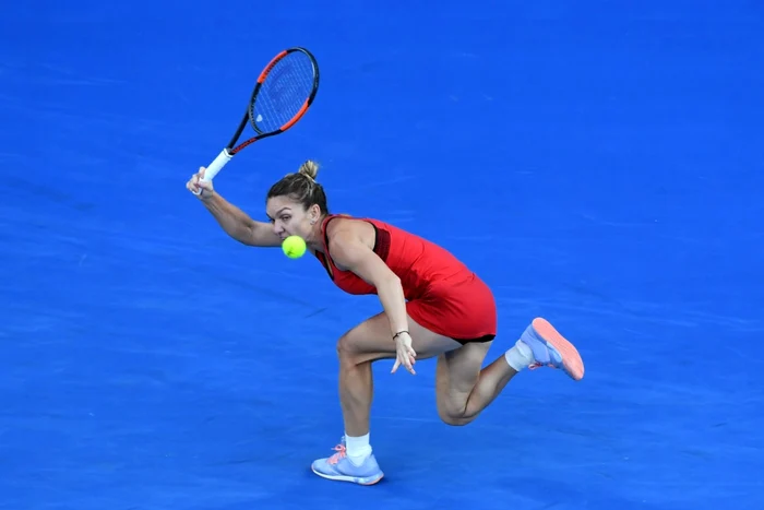 Simona Halep şi daneza Caroline Wozniacki la Australian Open 2018 FOTO EPA-EFE