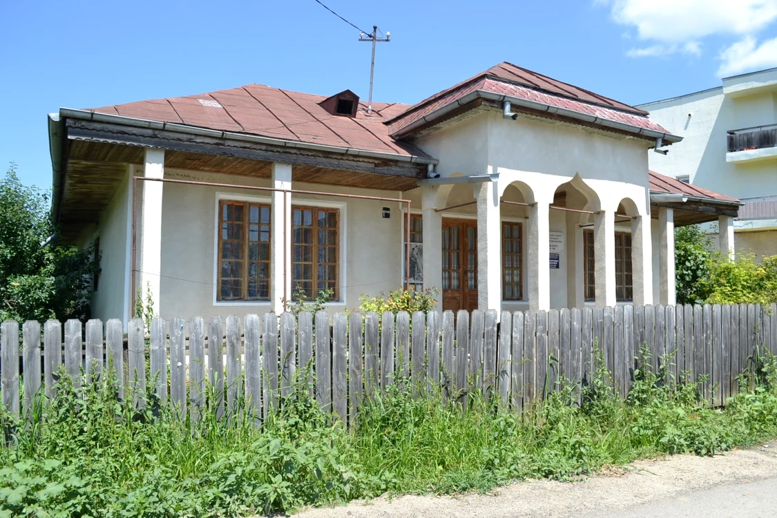 Casa George Apostu din Stănişeşti FOTO Mircea Merticariu