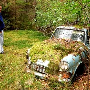 Masina abandonata dupa 40 de ani jpg