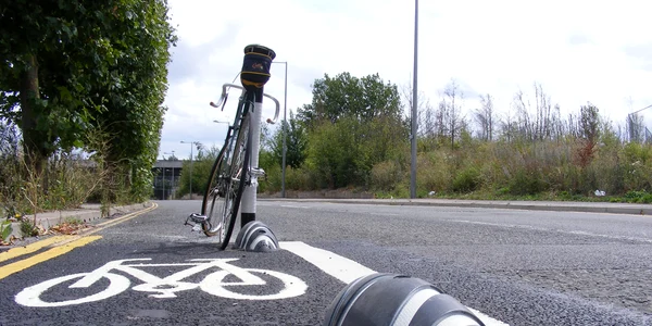 pista de biciclete delimitatoare jpeg