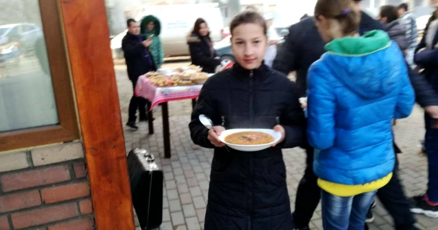 fasole cu carnati