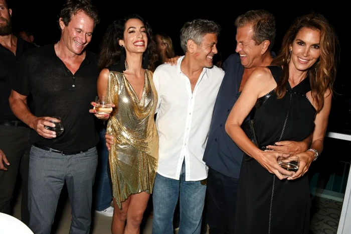 Rande Gerber, Amal Clooney, George Clooney, Mario Testino și Cindy Crawford