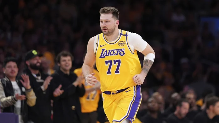 Acuzat că este pufos, baschetbalistul Luka Doncic a făcut o schimbare majoră în alimentație. „Noul Luka Magic” apare în revista Men's Health