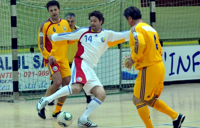 Florin Răducioiu a fost unul dintre cei mai valoroși atacanți români (FOTO: Sportpictures)