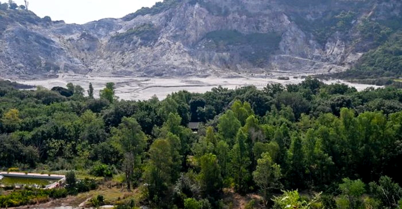 SUPER VULCANUL CAMPI FLEGREI jpg