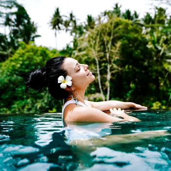 Corina Caragea se află în Bali, în vacanță. Sursa foto: Instagram