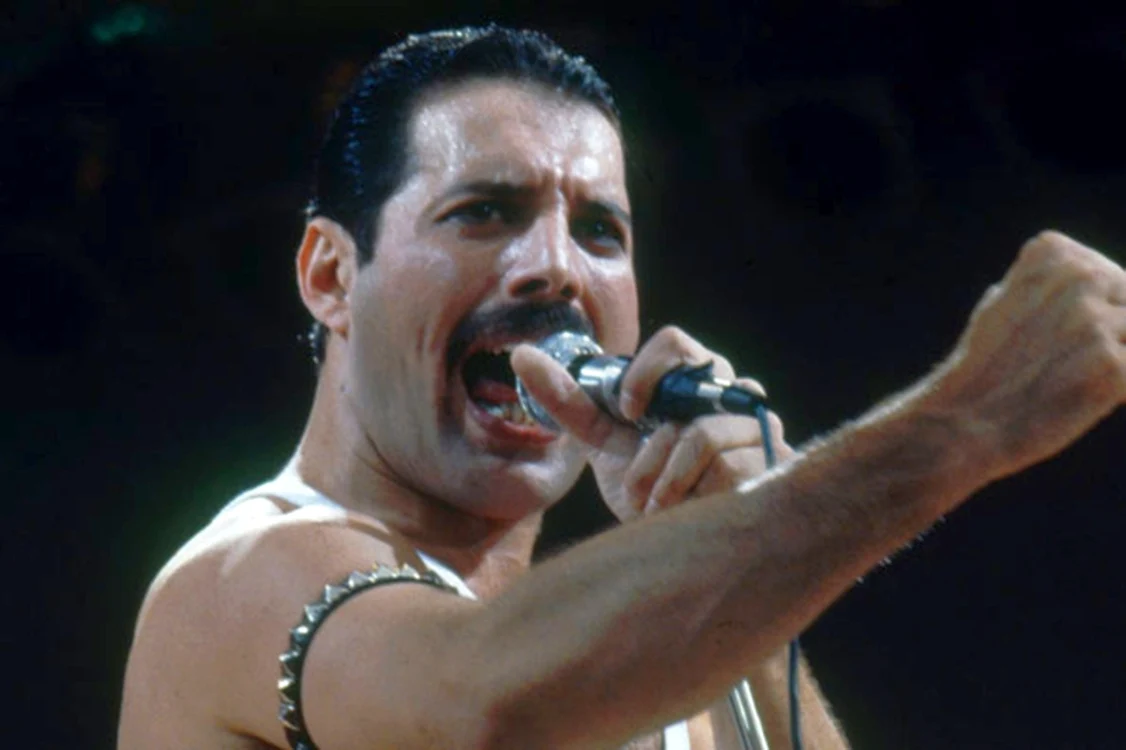 
    Freddie Mercury (1946 - 1991) este una dintre celebrităţile depistate cu HIVFoto: arhiva Click!  