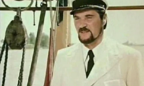 Ion Besoiu a devenit foarte cunoscut cu rolul căpitanului Anton Lupan în serialul TV “Toate pânzele sus!”  Primul episod a fost difuzat la data de 4 ianuarie 1976  jpeg