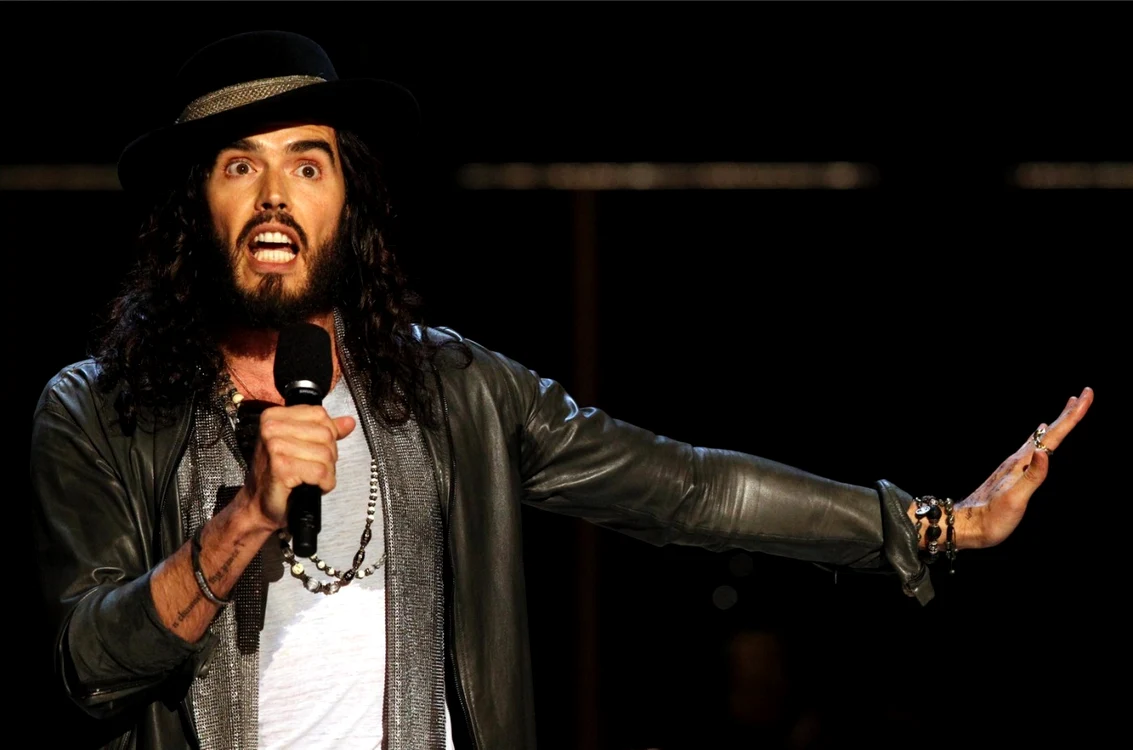 Downing Street a reacționat la acuzațiile aduse lui Russell Brand FOTO Reuters