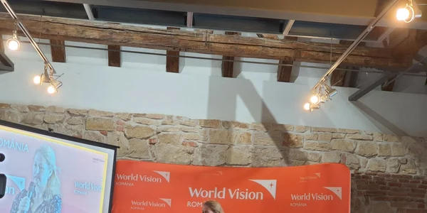 Psihologul Domnica Petrovai, la prezentarea sondajului World Vision Sursa Remus Florescu jpg