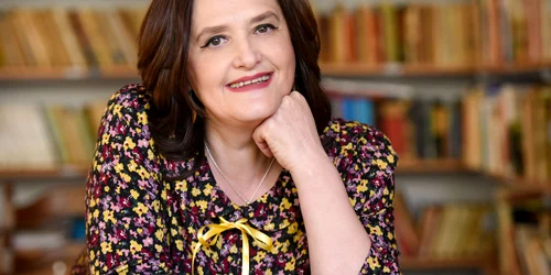 Liliana Olarasu FOTO proiectulmerito ro (3) jpg