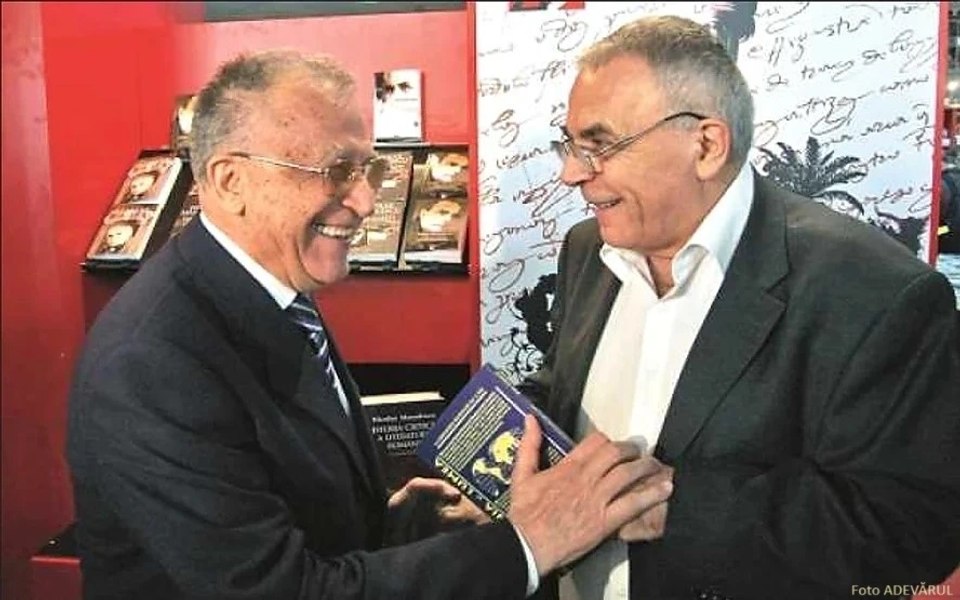 Fostul președinte Ion Iliescu: „Numele profesorului academician Nicolae Manolescu va trăi cât va trăi şi literatura română”