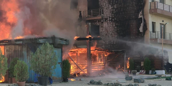 Incendiu biserica din Tomis Plus FOTO Călin Gavrilaș jpg