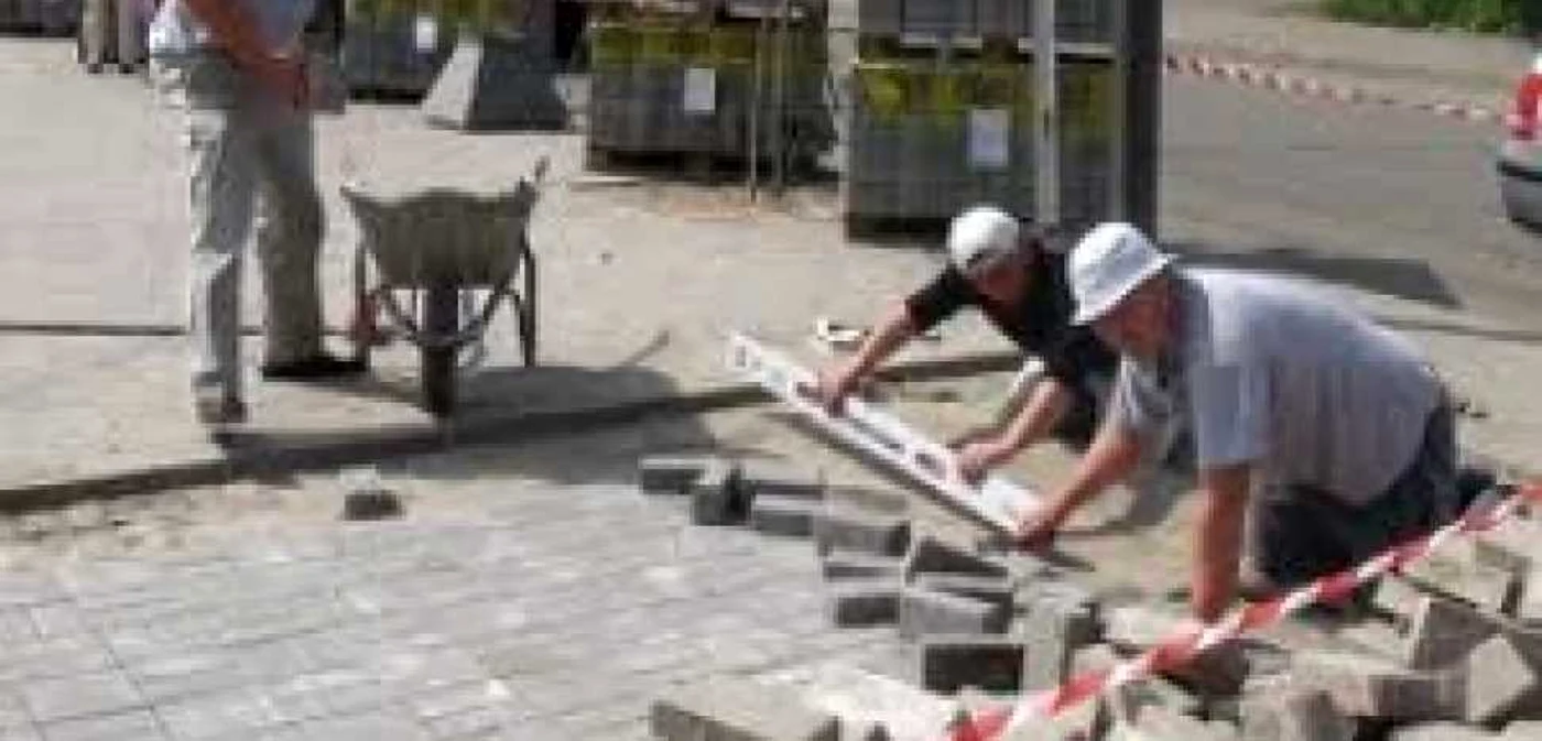 Plăcile de granit vor fi înlocuite