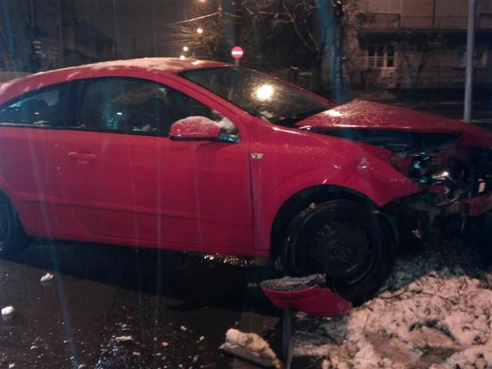 Maşina lui Valentin Coca a fost avariată Foto: newstimisoara.ro