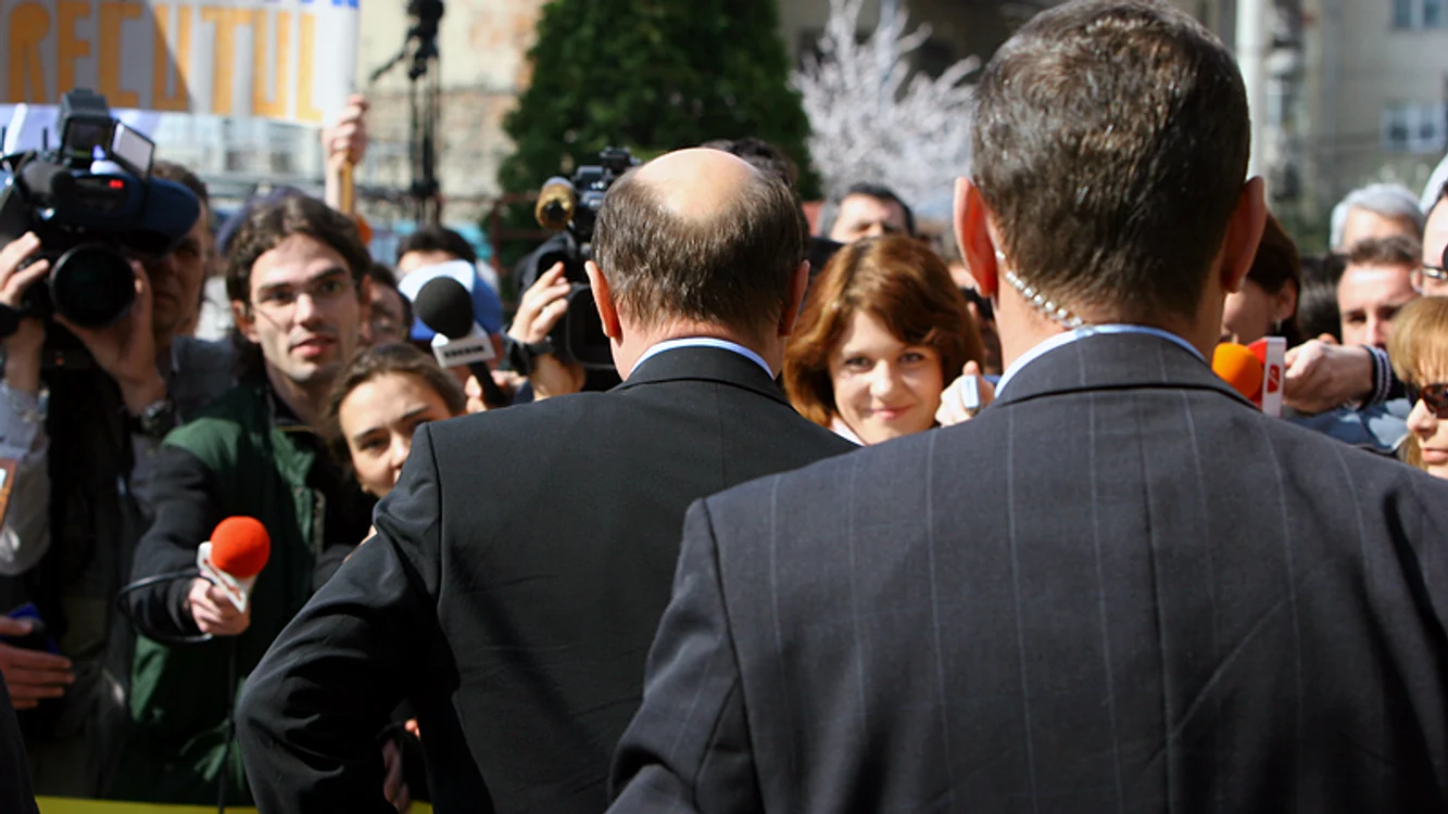 Preşedintele Băsescu într-o vizită oficială în ţară
