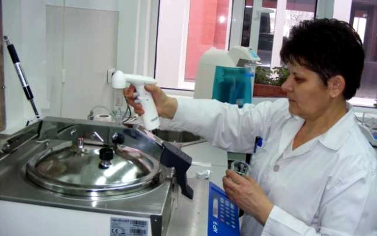 Analizele de laborator au scos la iveală focarul de rabie FOTO: gorjanul.ro