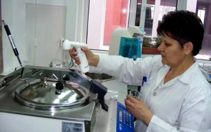 Analizele de laborator au scos la iveală focarul de rabie FOTO: gorjanul.ro