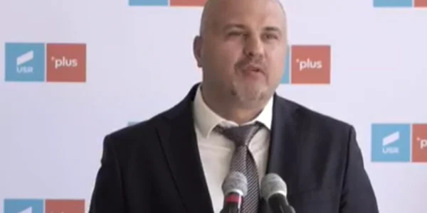 emanuel ungureanu usr. foto captura video